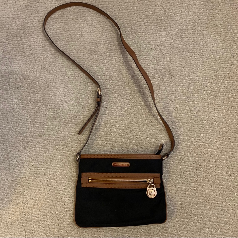 Michael Kors Crossbody 🖤🖤🤎
